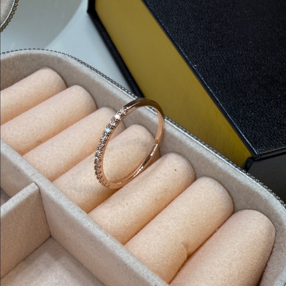 Rose Gold AAA CZ. Band size 10 - Picture 4 of 4